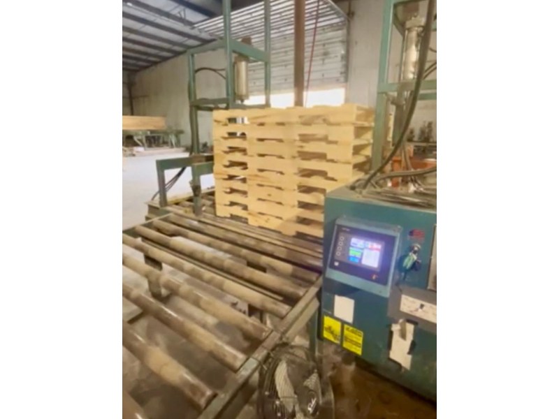 Rayco Mfg Pallet Nailer and Assembly System